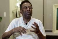 Pelé permanece internado con medicamentos paliativos en el hospital