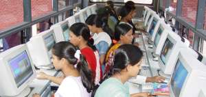 India tiene el mayor n&uacute;mero de personas sin acceso a internet, con 1.100 millones.