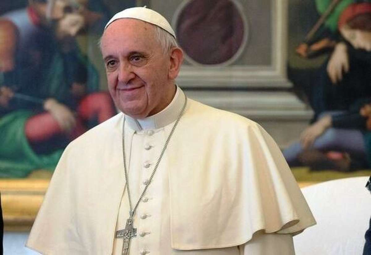 El papa Francisco critica los excesos de la humanidad y exige un comportamiento m&aacute;s responsable basado en la sobriedad. Foto: Agencia AFP