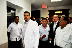 El denunciante fue supuestamente atacado con golpes y llaves de artes marciales por parte de Esteban Quirola, prefecto de El Oro. Foto: Fabricio Cruz / El Tel&eacute;grafo