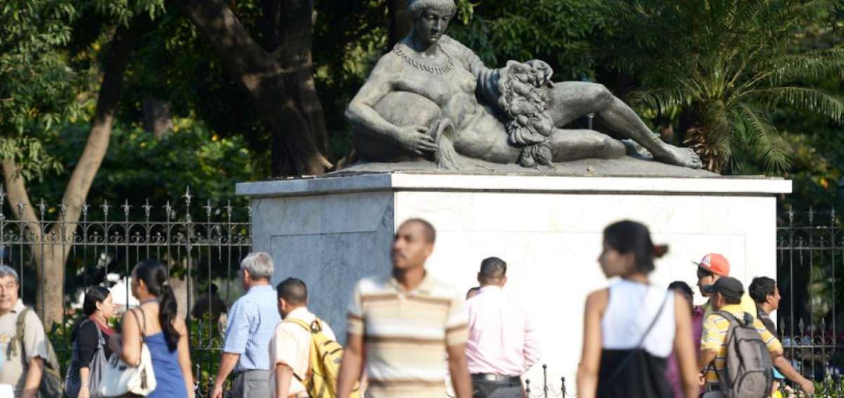 El Centenario marca el ritmo de los guayaquile&ntilde;os