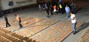Polic&iacute;a Nacional decomis&oacute; 2,5 toneladas de coca&iacute;na en Guayaquil