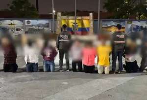Policía Nacional detuvo a ocho presuntos integrantes de una red de tráfico ilícito de migrantes
