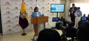La presidenta de la Asamblea Nacional, Elizabeth Cabezas, en rueda de prensa. 