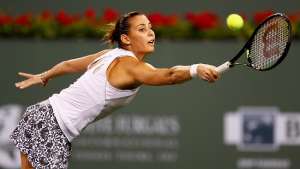 Pennetta avanza a cuartos en Mosc&uacute; pero se retira por lesi&oacute;n