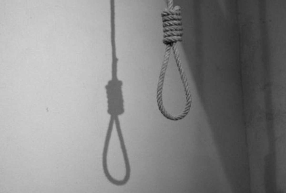  Una menor de 11 años fue hallada sin vida en El Guabo, El Oro. Junto a su cuerpo se encontró una carta de despedida dirigida a su madre.