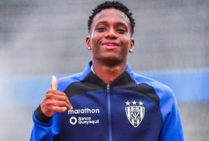 Darwin Guagua sufrió una fractura en la rodilla izquierda