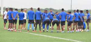El cuerpo t&eacute;cnico y los jugadores de Emelec reflexionaron esta semana sobre las dos derrotas seguidas que sufrieron. Ellos se comprometieron a cortar esa mala racha esta tarde ante Liga de Quito.