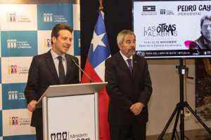 En la ma&ntilde;ana de ayer, el ministro de Cultura y Patrimonio, Guillaume Long, present&oacute; el evento con el embajador de Chile en Ecuador, Gabriel Ascencio. Cortes&iacute;a Ministerio de Cultura
