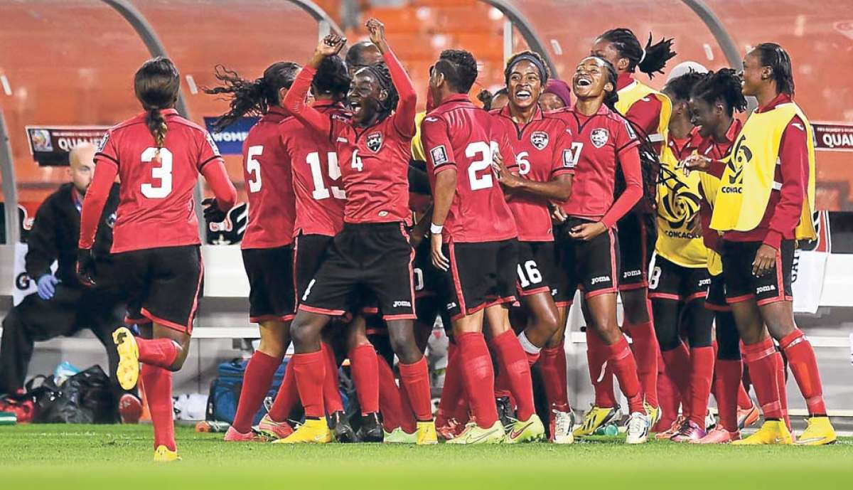 La selecci&oacute;n femenina de Trinidad y Tobago particip&oacute; en el premundial de EE.UU. con un presupuesto de $500. Su DT realiz&oacute; una colecta en Twitter para financiar varios gastos. 