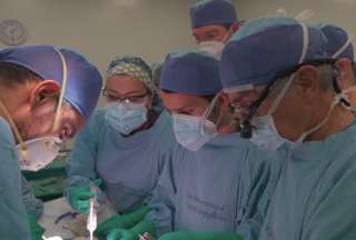 Cirugía de espina bífida intrauterina se realizó en paciente con 25 semanas de gestación