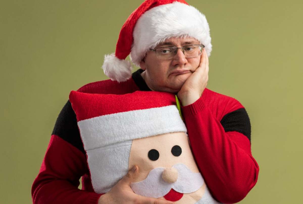 Las celebraciones de fin de a&ntilde;o pueden intensificar emociones como la tristeza, la ansiedad o la soledad.