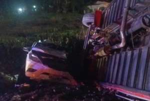 Mortal accidente en Los Ríos: bus impacta a camioneta y deja al menos dos fallecidos