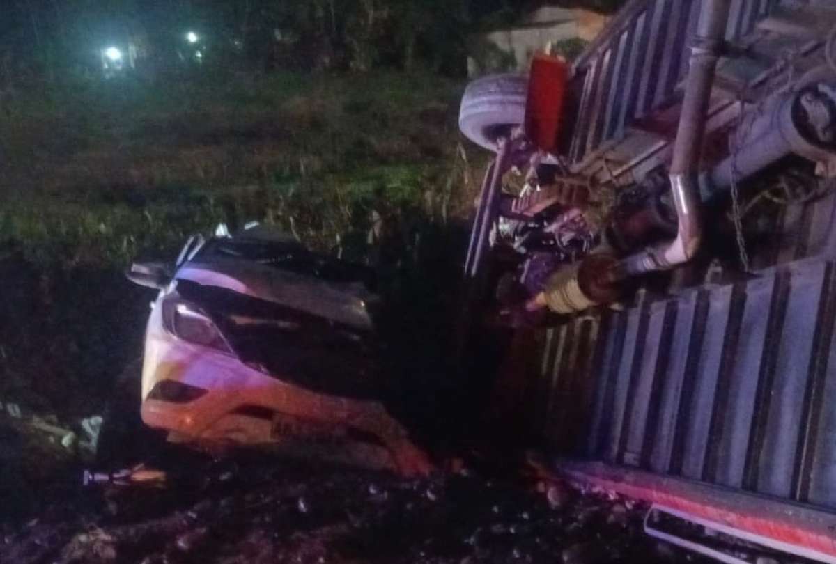 Mortal accidente en Los Ríos: bus impacta a camioneta y deja al menos dos fallecidos