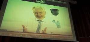 Julian Assange permanece desde el 2012 en la Embajada  en Londres. La Corte Interamericana dijo que no hubo violaciones en su protocolo de conducta.