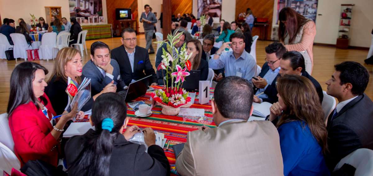 A trav&eacute;s de sus representantes, las empresas p&uacute;blicas intercambiaron informaci&oacute;n sobre sus requerimientos.