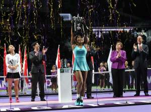 Serena Williams festeja el quinto t&iacute;tulo de Masters en su carrera. Foto: AFP