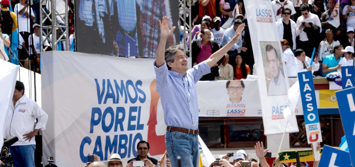 Lasso hizo esperar, en Quito, una hora a sus simpatizantes