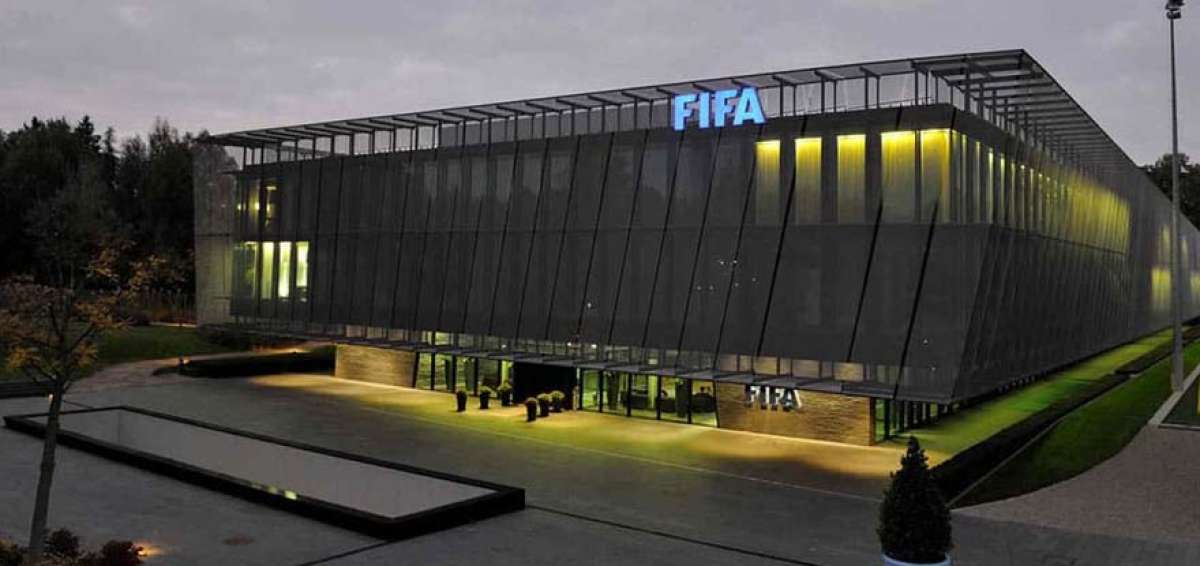 La OMS y la FIFA firman un acuerdo para promover la salud a trav&eacute;s del f&uacute;tbol