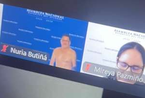 Otra vez una escena &iacute;ntima irrumpe en sesi&oacute;n virtual de la Asamblea