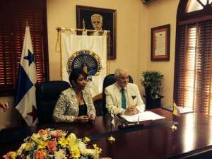 El encuentro se realiz&oacute; este viernes en la Procuradur&iacute;a de Panam&aacute;. Foto: Fiscal&iacute;a 