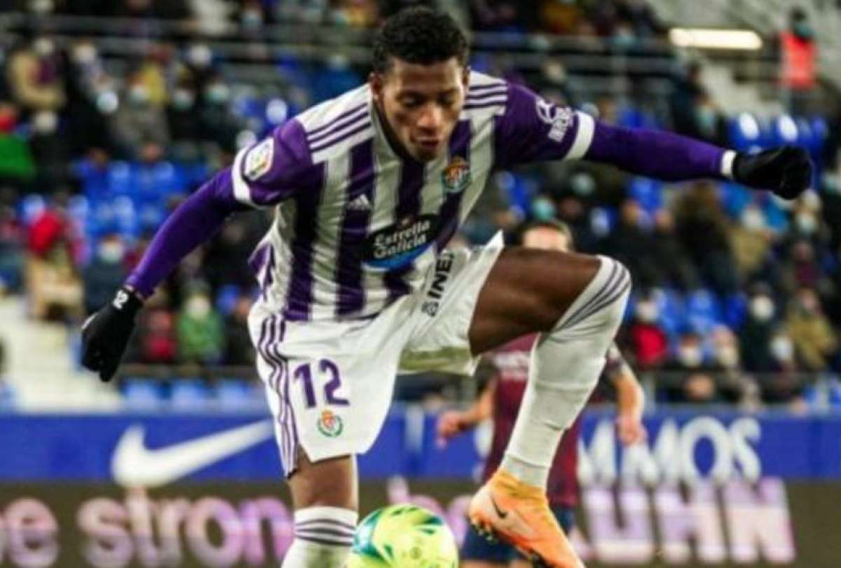 Gonzalo Plata qued&oacute; fuera de la n&oacute;mina del Valladolid para la Copa del Rey
