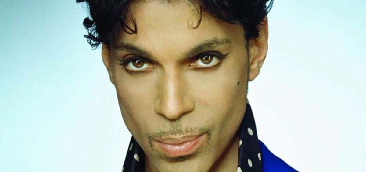Hermanastros de Prince recibir&aacute;n su patrimonio
