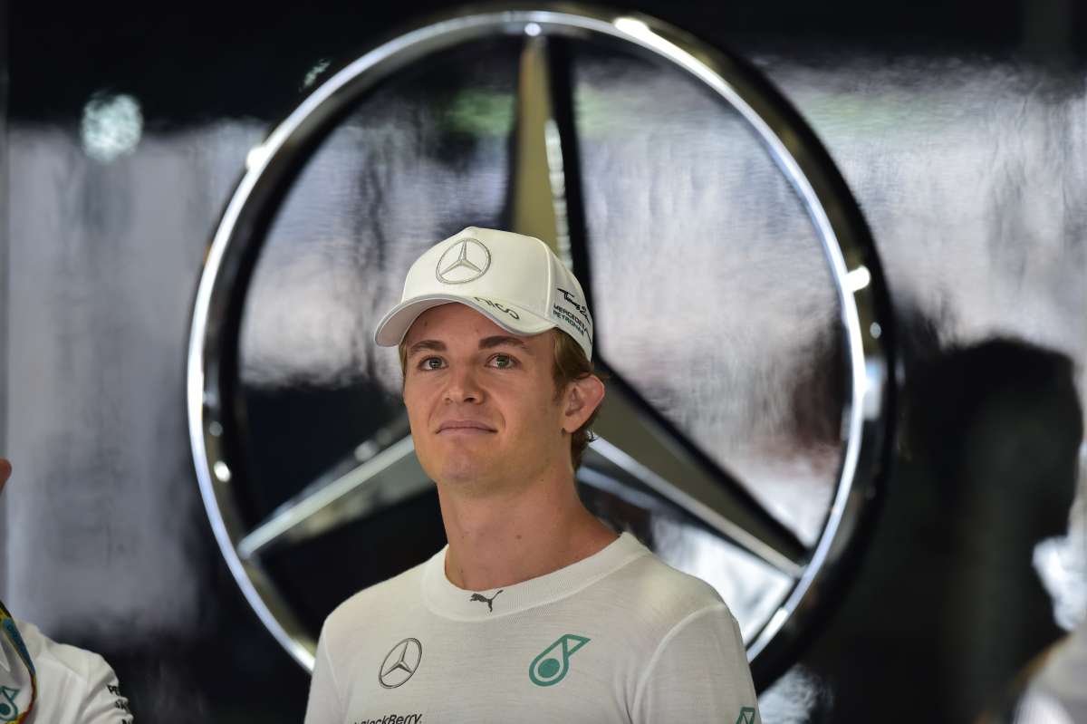 Nico Rosberg todav&iacute;a est&aacute; en pelea por ganar el t&iacute;tulo mundial de F&oacute;rmula Uno en esta temporada. Foto: AFP