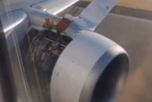 Se desprendieron partes de un avión en pleno vuelo