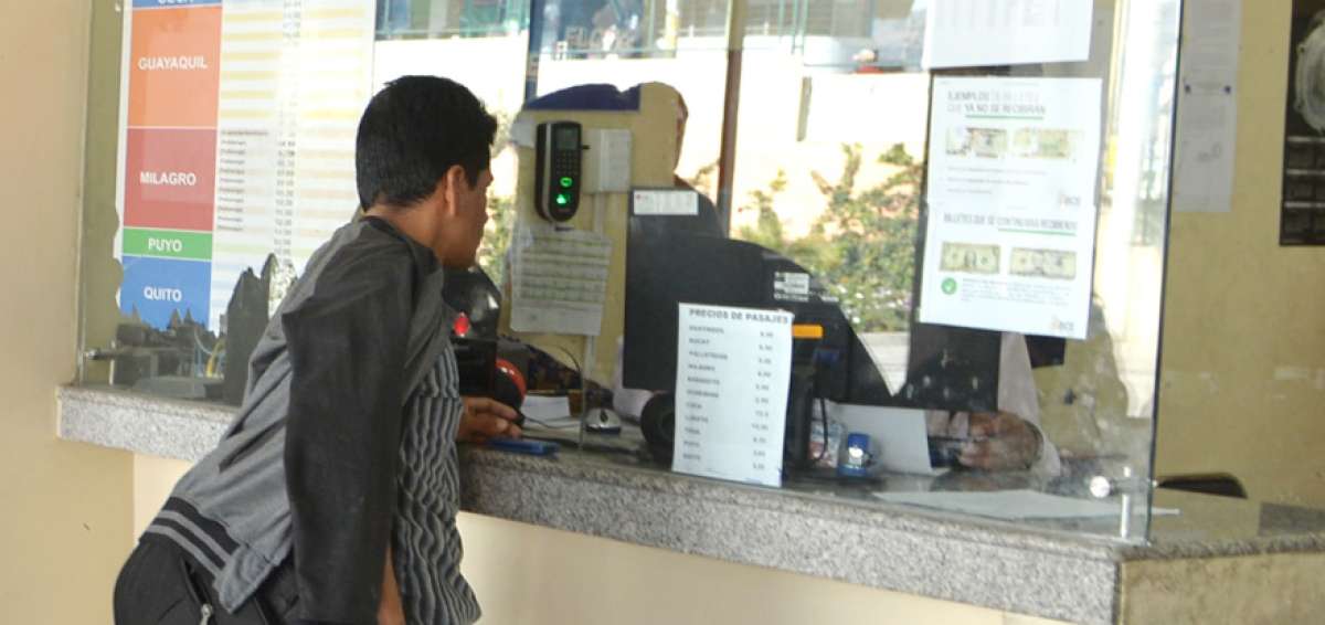 Terminal de Ambato duplicar&aacute; servicio de buses por el feriado