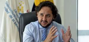 Andr&eacute;s Michelena. Ministro de Telecomunicaciones
