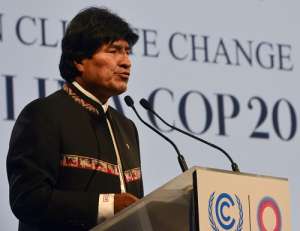 El presidente de Bolivia, Evo Morales, exhort&oacute; a "realizar un acuerdo de cambio clim&aacute;tico basado en la protecci&oacute;n de la vida y de la madre tierra y no en el mercado". Foto: AFP