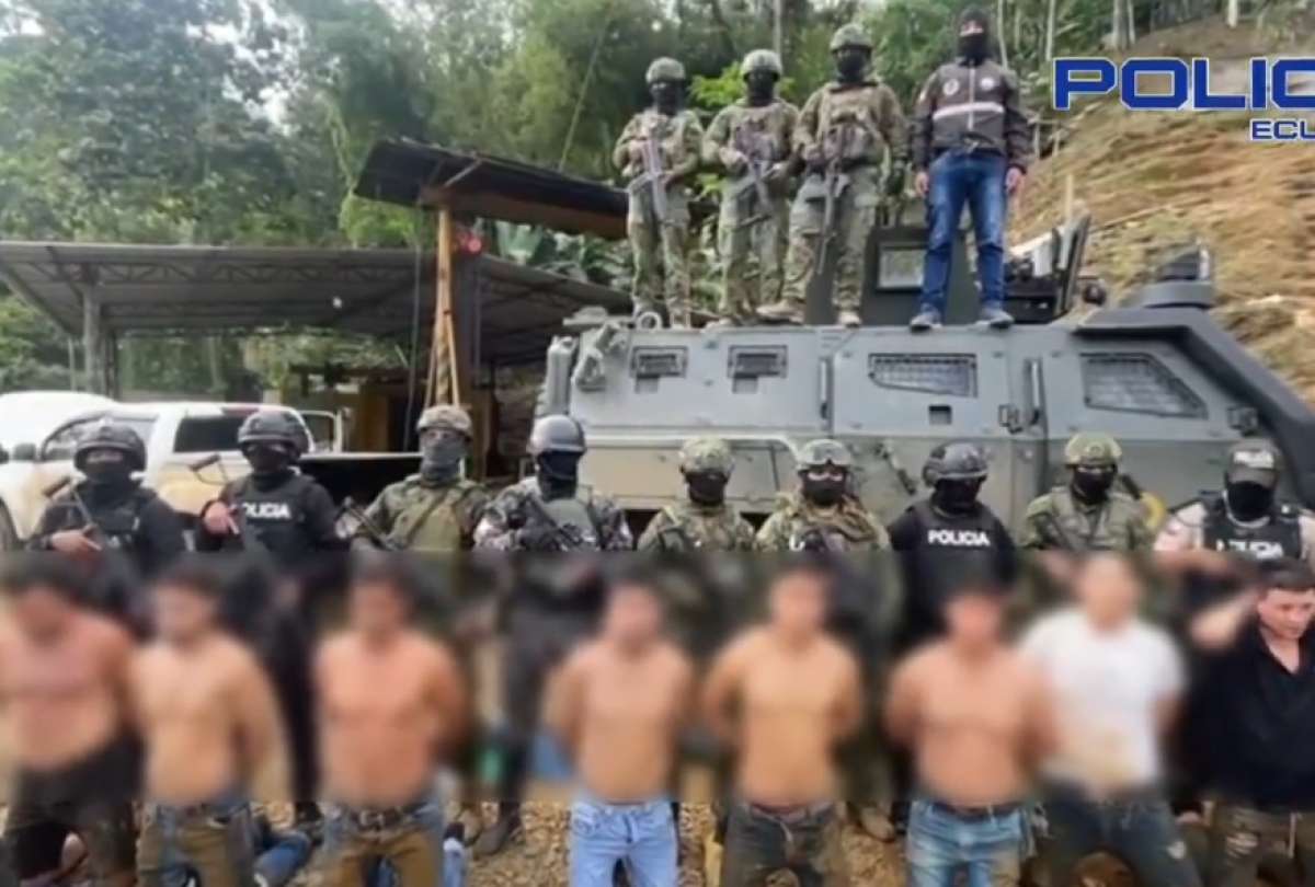 La Policía Nacional detuvo a once personas en medio de un enfrentamiento armado en Azuay. Estas personas están vinculadas a la minería ilegal en esa provincia.