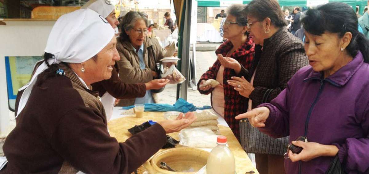 La venta de los productos elaborados a base de quinua van creciendo en los diferentes mercados de Cuenca.