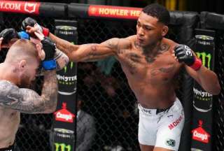 El artista marcial ecuatoriano mantiene un invicto de 17 victorias en la UFC. 