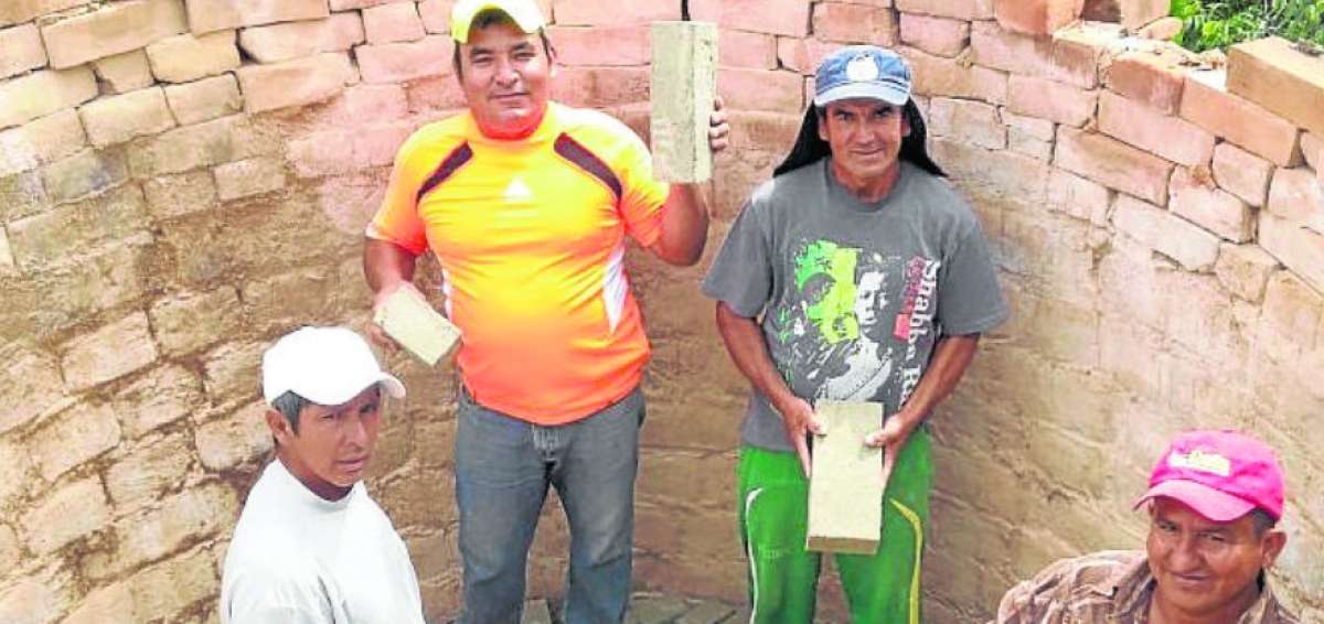 Ladrilleros artesanales de Macar&aacute; mejoran sus t&eacute;cnicas productivas
