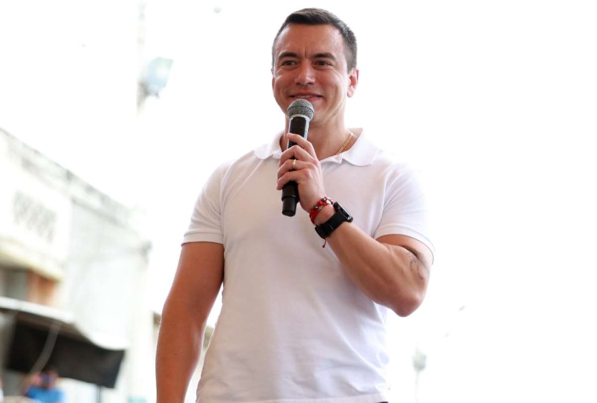 El presidente Daniel Noboa bromeó con una campaña de la RC5 por el "Sí".