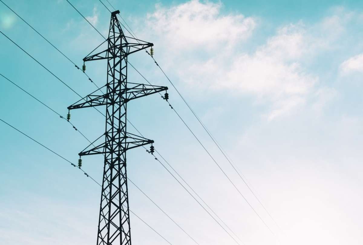 Ecuador y Perú interconectarán sus sistemas nacionales de energía eléctrica