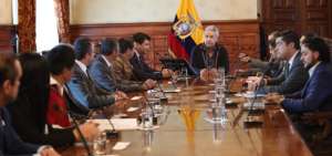 El presidente Len&iacute;n Moreno se reuni&oacute; con asamble&iacute;stas en Carondelet.