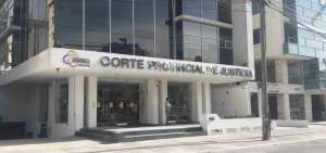 Corte Provincial no resolvi&oacute; recurso solicitado por Carlos Pareja Yannuzzelli