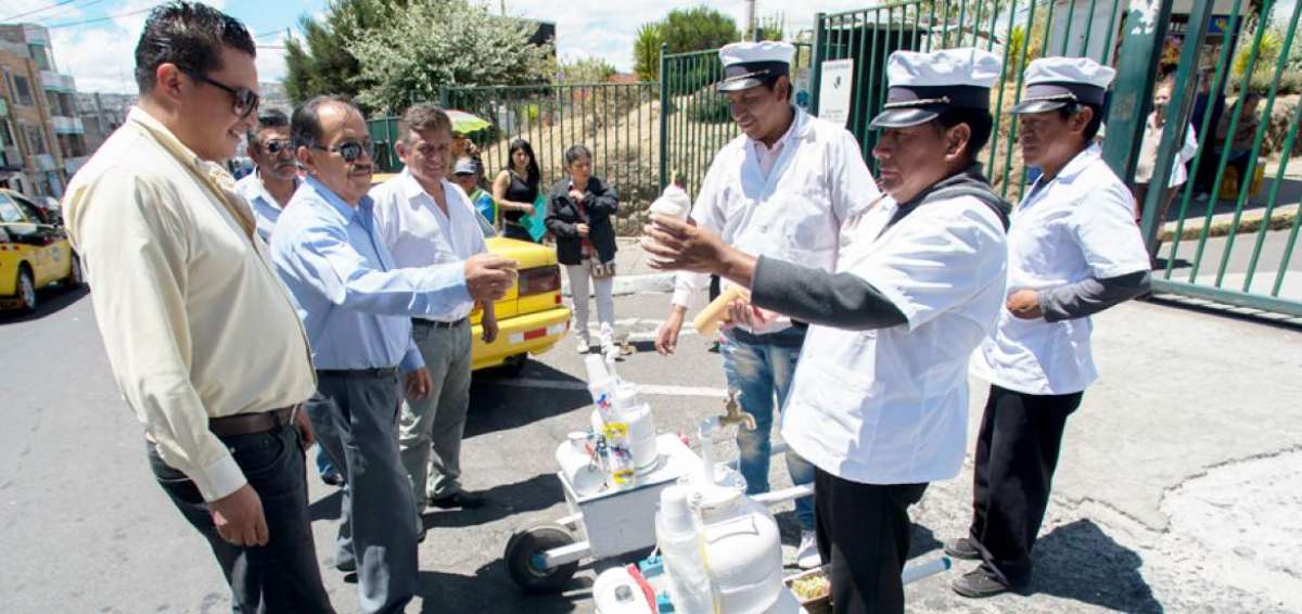 La historia de los poncheros que se niegan a desaparecer