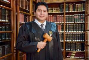 El conjuez David Jacho volverá a su despacho, tras ser suspendido durante tres meses.