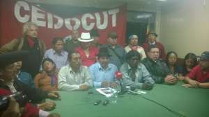 Salvador Quishpe durante la rueda de prensa en la Cedocut. FOTO: Cortes&iacute;a