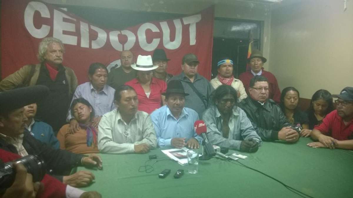 Salvador Quishpe durante la rueda de prensa en la Cedocut. FOTO: Cortes&iacute;a