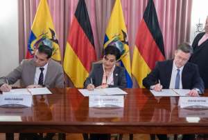 Autoridades de Ecuador y Alemania suscribieron el acuerdo para impulsar la movilidad laboral.
