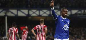 Koeman destaca la participaci&oacute;n de &Eacute;nner en la victoria del Everton