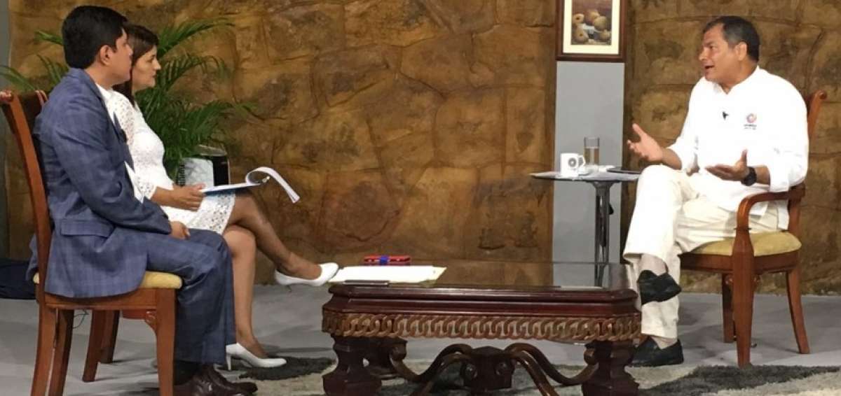 El presidente Rafael Correa brind&oacute; una entrevista en Santa Elena la ma&ntilde;ana de este viernes. 
