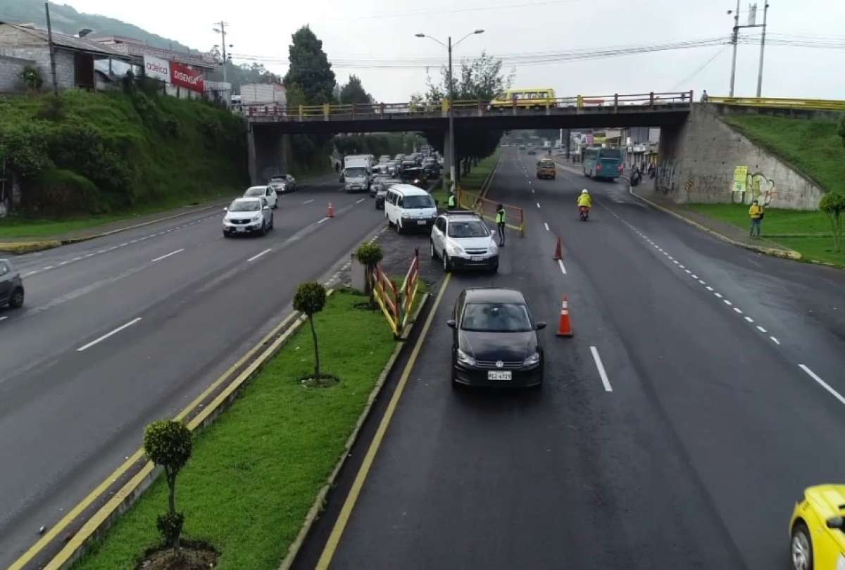 Contraflujos, la medida de la AMT para combatir problemas viales en Quito