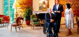 El Mandatario ecuatoriano fue recibido en el Palacio Real Huis ten Bosch, en La Haya.