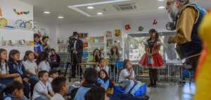 Los ni&ntilde;os disfrutaron de actividades din&aacute;micas en la biblioteca del Ministerio de Educaci&oacute;n.
